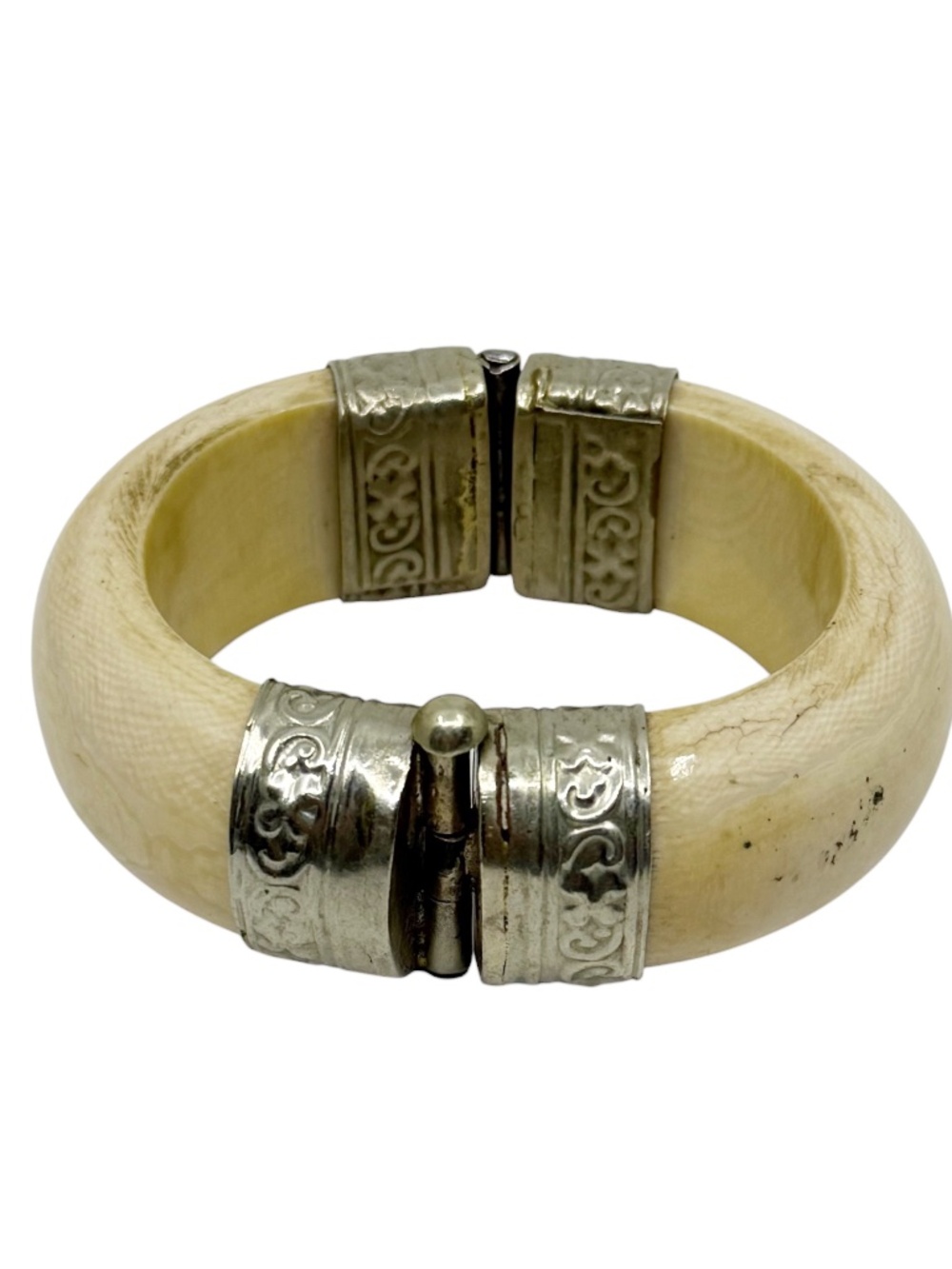 Vintage carved ivory silver tone hinged bangle bracelet - GM128